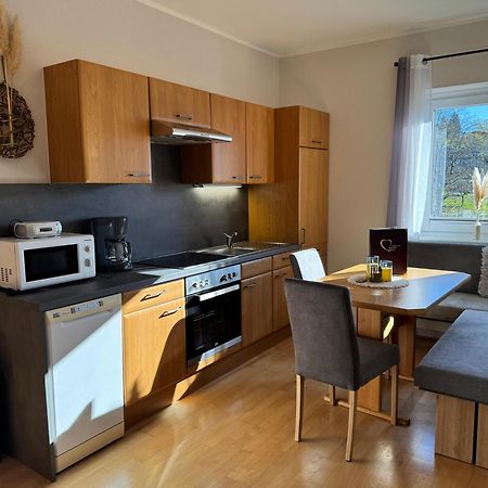 Ferienwohnungen Fischerhaus - Direkt Am See Millstatt Exterior foto