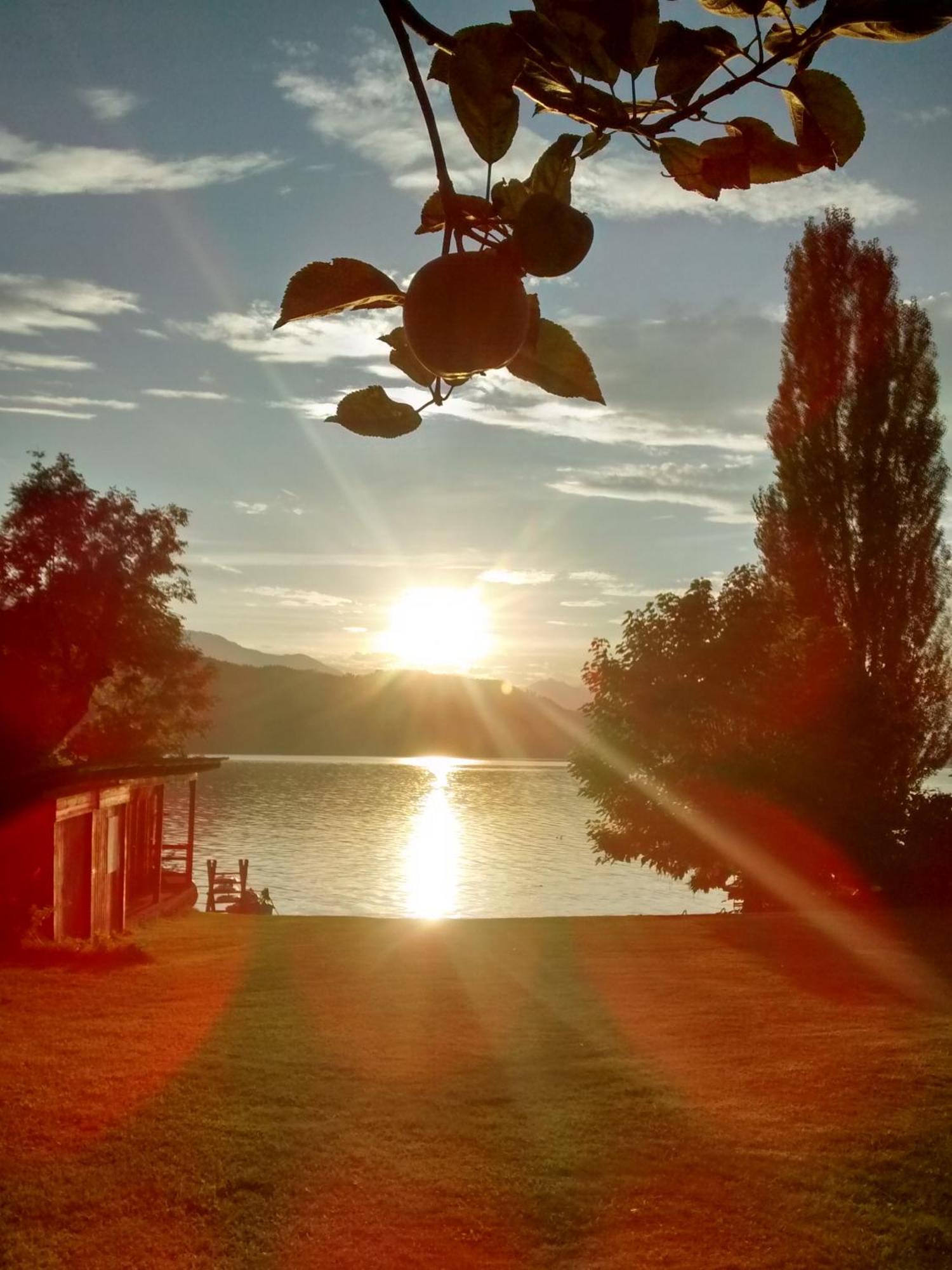 Ferienwohnungen Fischerhaus - Direkt Am See Millstatt Exterior foto