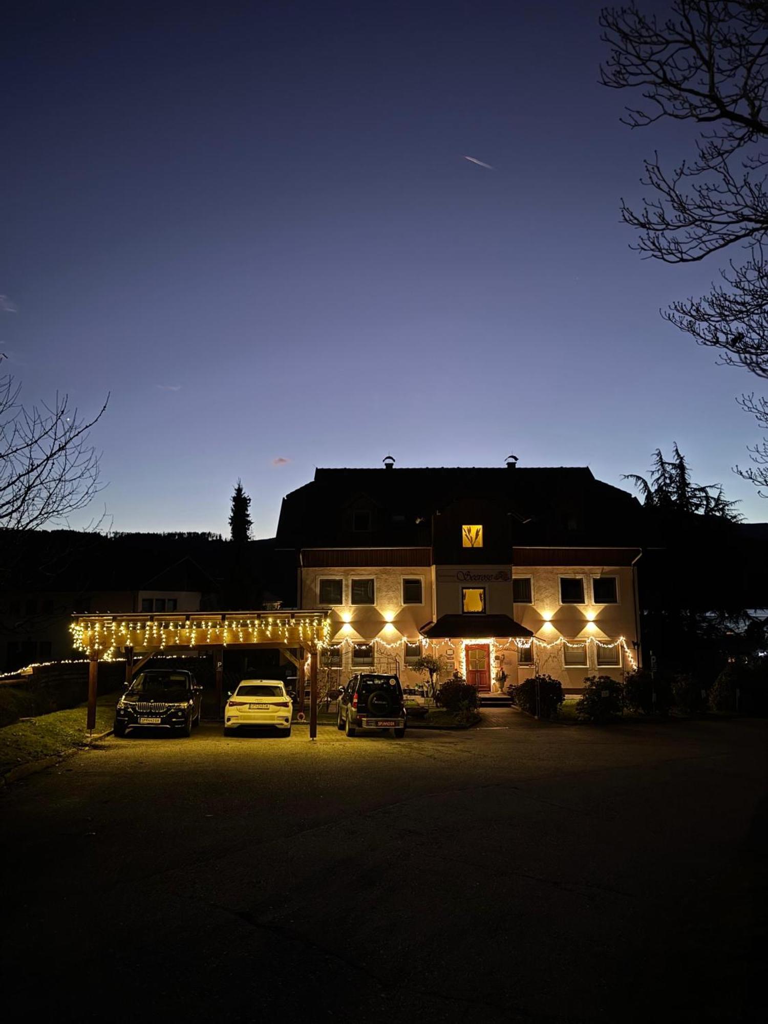 Ferienwohnungen Fischerhaus - Direkt Am See Millstatt Exterior foto